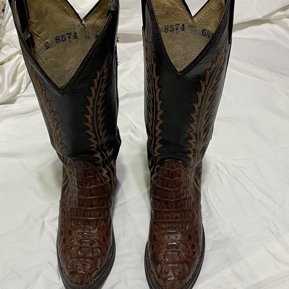 Women’s Justin Brown Alligator Western Boots